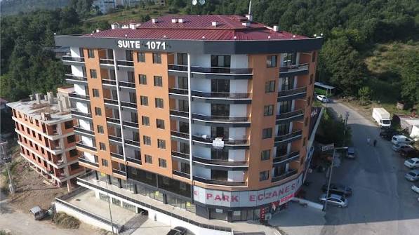 Suite 1071